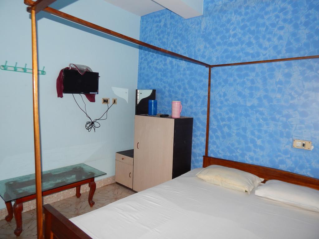 Hotel Mainak, Mandarmani Bilik gambar