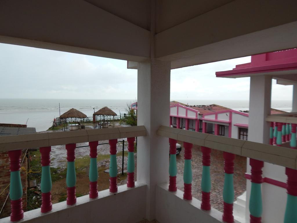 Hotel Mainak, Mandarmani Bilik gambar