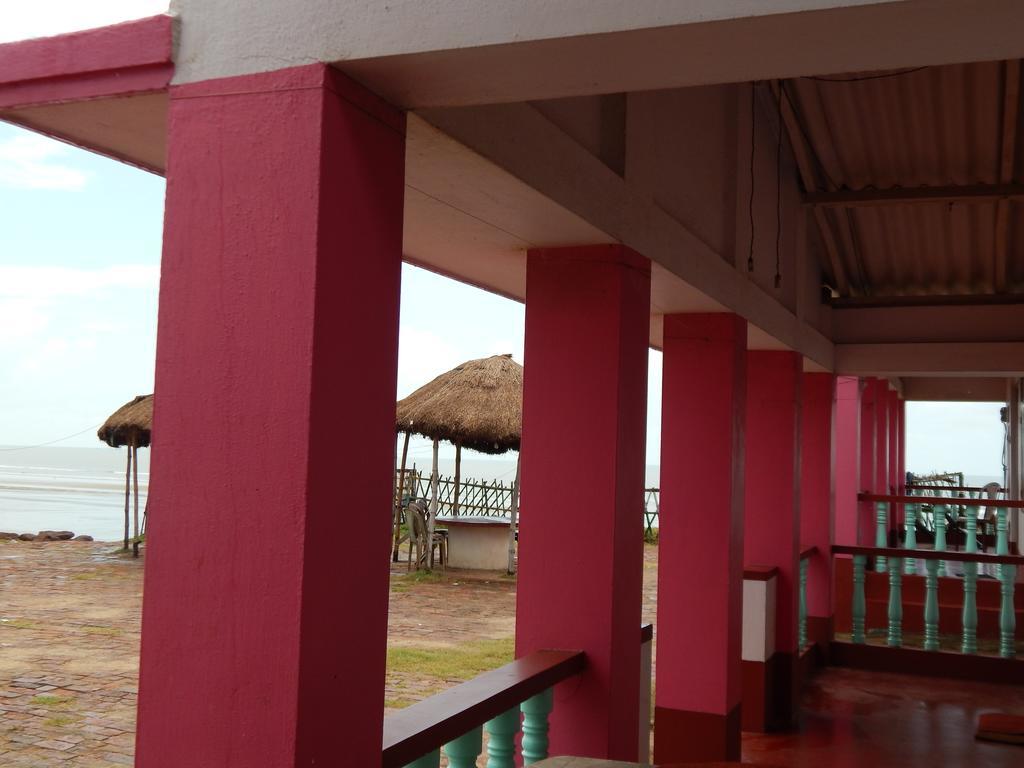 Hotel Mainak, Mandarmani Bilik gambar