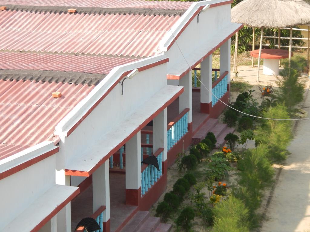 Hotel Mainak, Mandarmani Bilik gambar