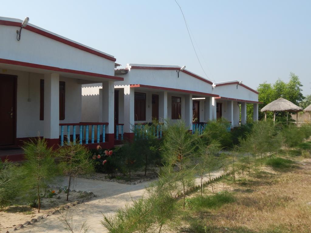 Hotel Mainak, Mandarmani Bilik gambar