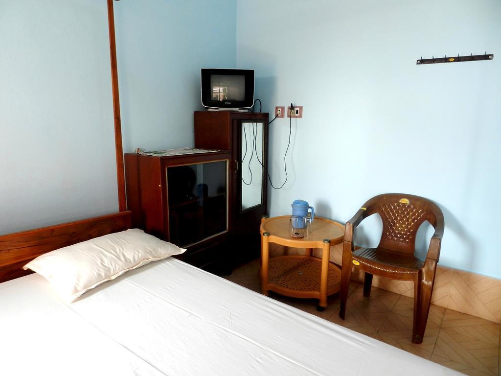 Hotel Mainak, Mandarmani Bilik gambar